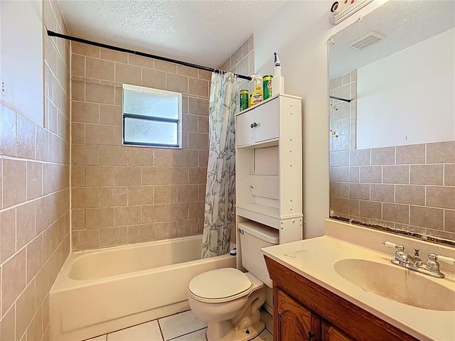 668 WOOD AVENUE, Frostproof, FL 33843