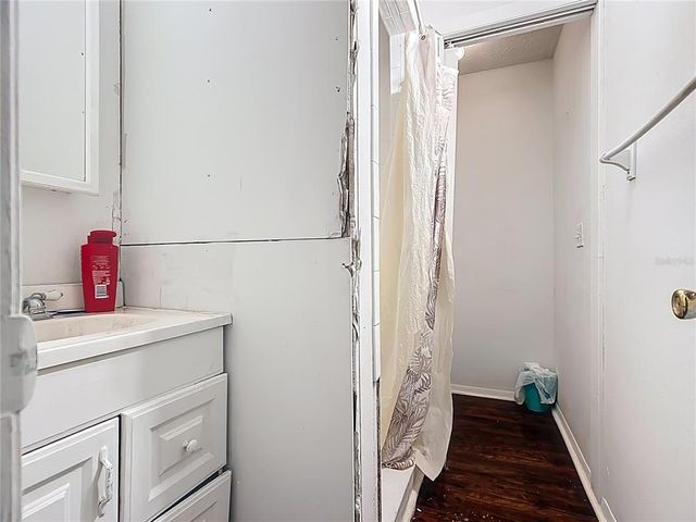 668 WOOD AVENUE, Frostproof, FL 33843
