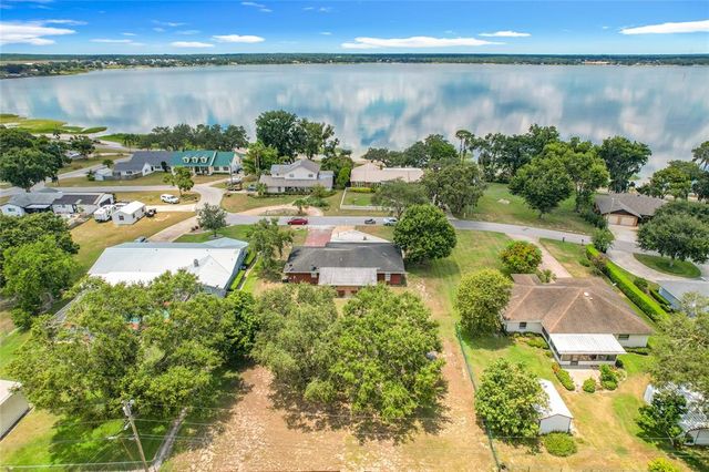 668 WOOD AVENUE, Frostproof, FL 33843