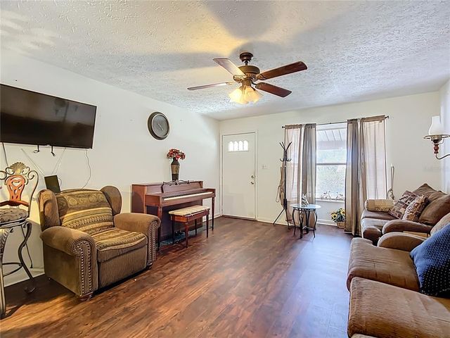668 WOOD AVENUE, Frostproof, FL 33843