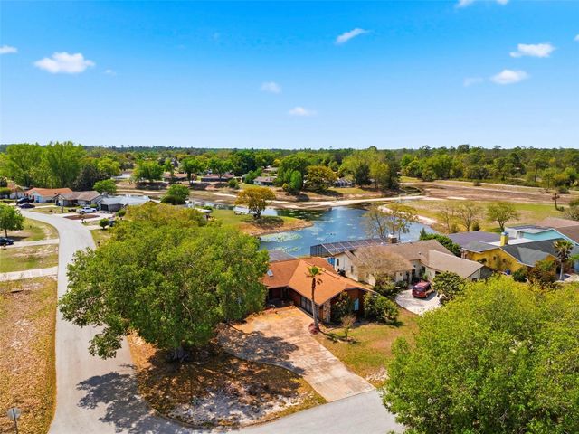 8390 DUNNELLON ROAD, Weeki Wachee, FL 34613