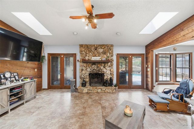 8390 DUNNELLON ROAD, Weeki Wachee, FL 34613