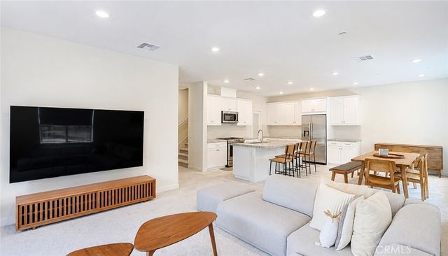 244 Siena, Lake Forest, CA 92630