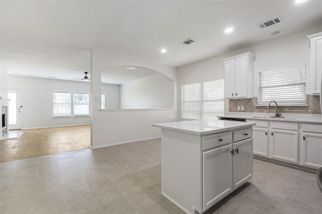 3404 Winding Shore LN, Pflugerville, TX 78660