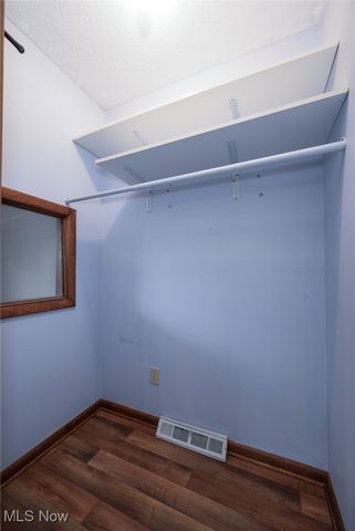 3430 Kellybrook Drive, Cuyahoga Falls, OH 44223