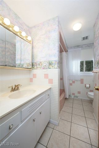 3430 Kellybrook Drive, Cuyahoga Falls, OH 44223