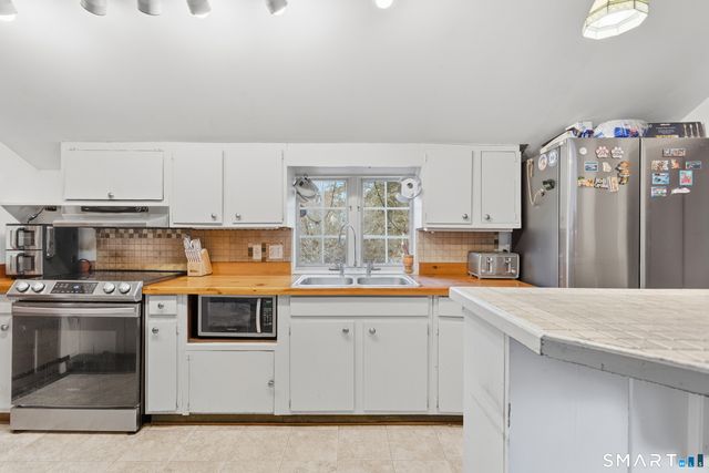 104 Silver Lane, East Hartford, CT 06118