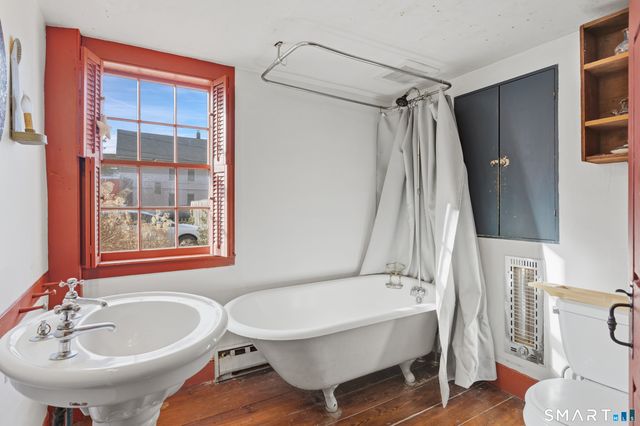 104 Silver Lane, East Hartford, CT 06118