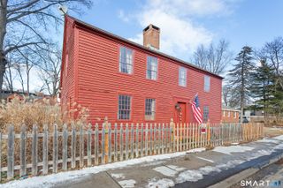 104 Silver Lane, East Hartford, CT 06118