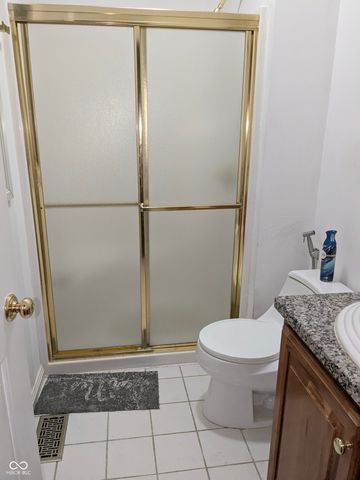 5106 W Fox Hill Court, Muncie, IN 47304