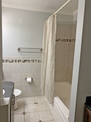 2124 Fairfax Ave Apt 212, Nashville, TN 37212