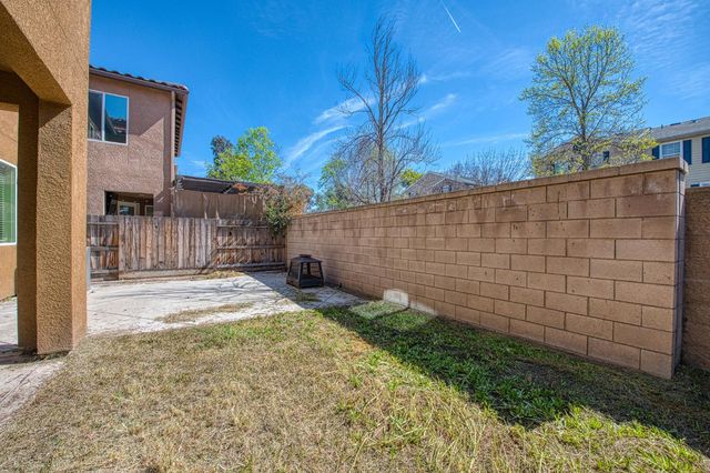 1286 Piazza Lane, Clovis, CA 93612