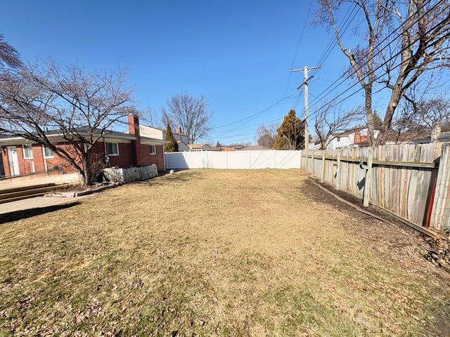 14142 Arden Street, Livonia City, MI 48154