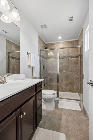 2813 Winterberry Dr, Columbia, TN 38401