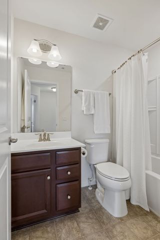 2813 Winterberry Dr, Columbia, TN 38401