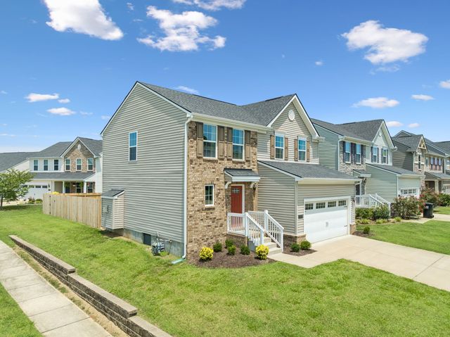 2813 Winterberry Dr, Columbia, TN 38401