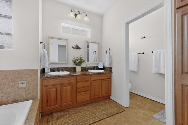 216 Moho Trail, Mountainair, NM 87036