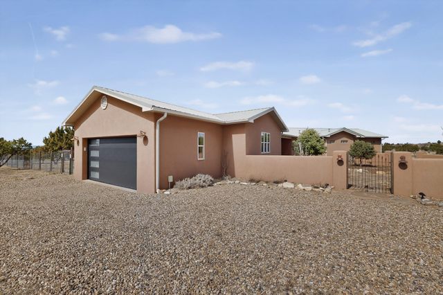 216 Moho Trail, Mountainair, NM 87036