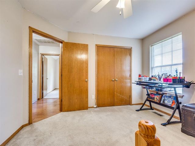 10201 Fawn Valley Drive, Mustang, OK 73064