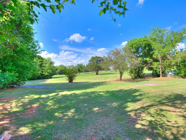 10201 Fawn Valley Drive, Mustang, OK 73064