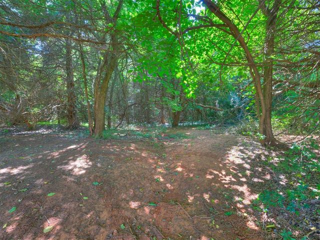 10201 Fawn Valley Drive, Mustang, OK 73064