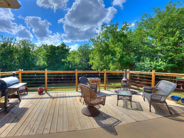 10201 Fawn Valley Drive, Mustang, OK 73064