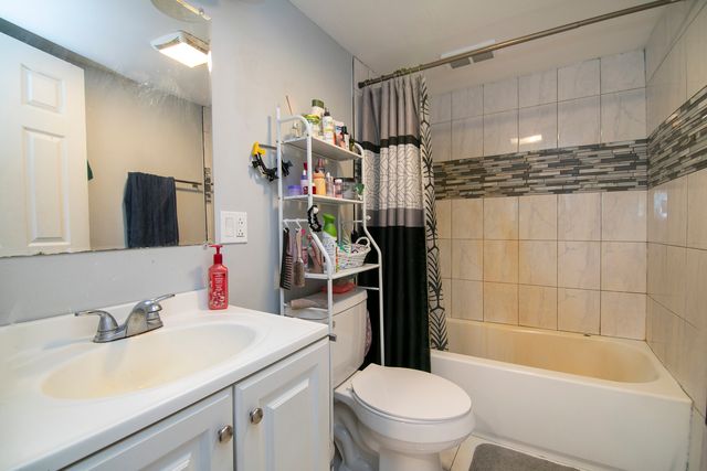 2944 Lincoln Highway, Chicago Heights, IL 60411
