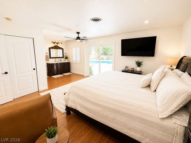 3010 East Viking Road, Las Vegas, NV 89121