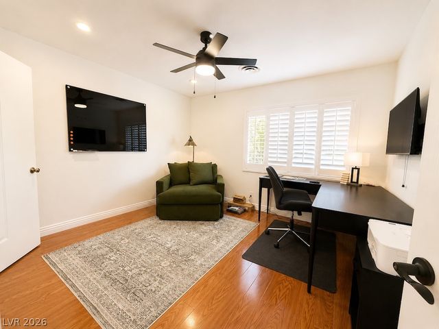 3010 East Viking Road, Las Vegas, NV 89121