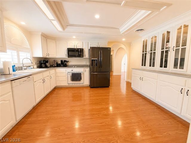 3010 East Viking Road, Las Vegas, NV 89121