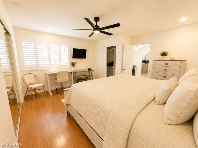 3010 East Viking Road, Las Vegas, NV 89121