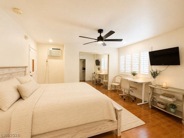 3010 East Viking Road, Las Vegas, NV 89121