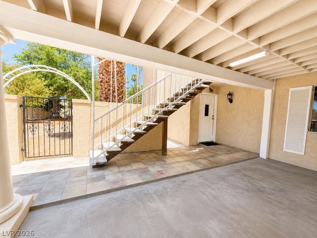 3010 East Viking Road, Las Vegas, NV 89121