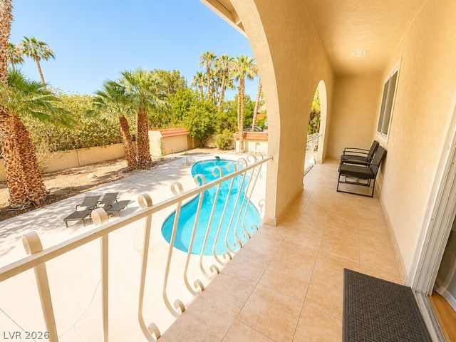 3010 East Viking Road, Las Vegas, NV 89121