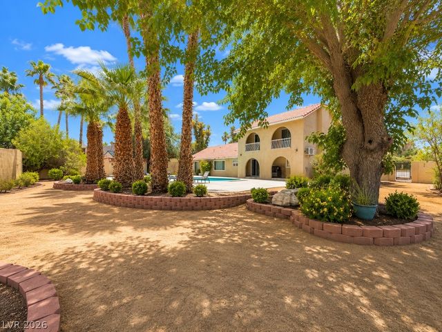 3010 East Viking Road, Las Vegas, NV 89121