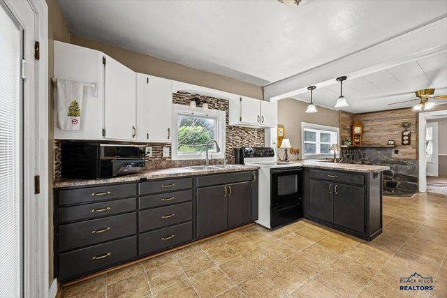 1404 N 3RD ST, Spearfish, SD 57783