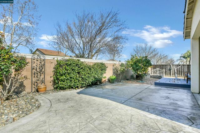 240 Harborage Court, Oakley, CA 94561