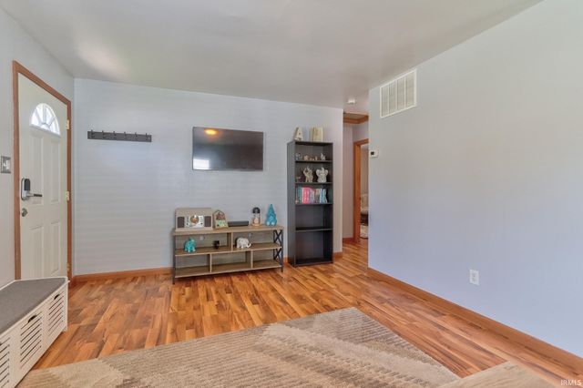2017 Shelby Avenue, Evansville, IN 47714