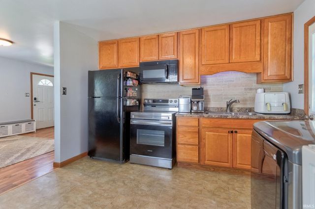 2017 Shelby Avenue, Evansville, IN 47714