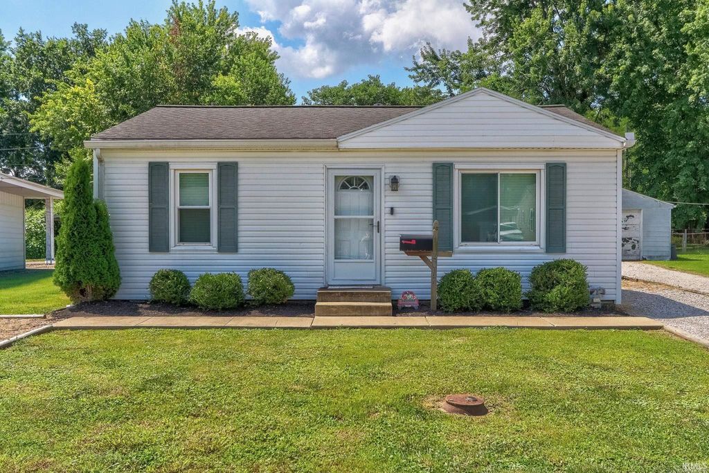2017 Shelby Avenue, Evansville, IN 47714