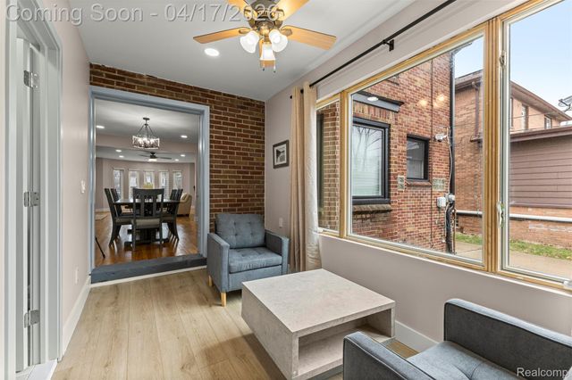 5235 W Outer Drive, Detroit, MI 48235