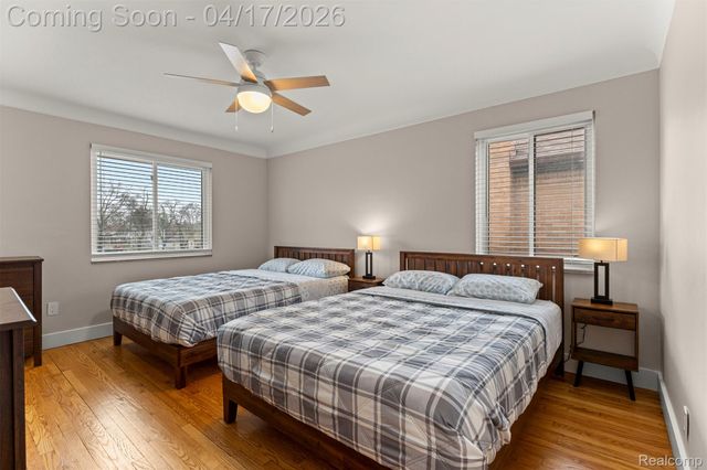 5235 W Outer Drive, Detroit, MI 48235