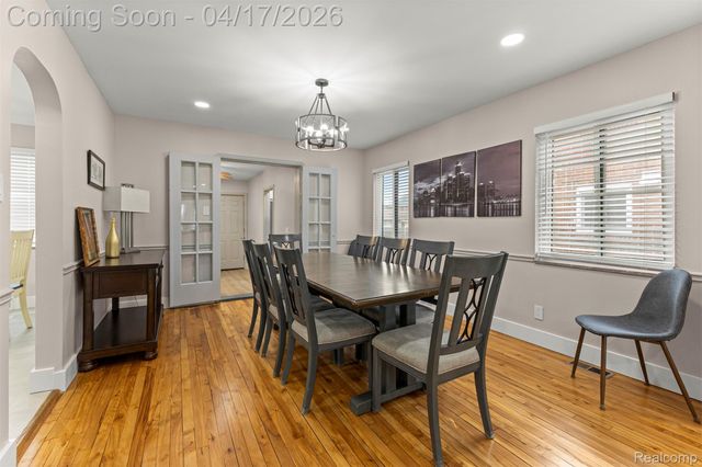 5235 W Outer Drive, Detroit, MI 48235