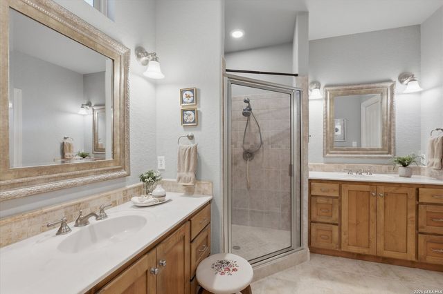 787 Mission Trl, New Braunfels, TX 78130