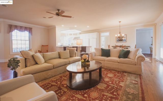 16161 Parkridge Ave, Sonora, CA 95370