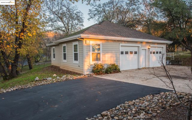 16161 Parkridge Ave, Sonora, CA 95370