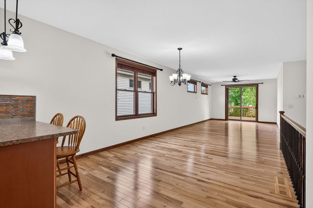 1589 Christie Place, Saint Paul, MN 55106