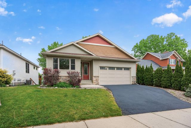 1589 Christie Place, Saint Paul, MN 55106