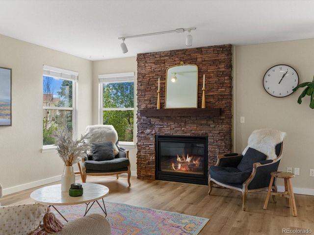 21876 E Berry Pl, Centennial, CO 80015