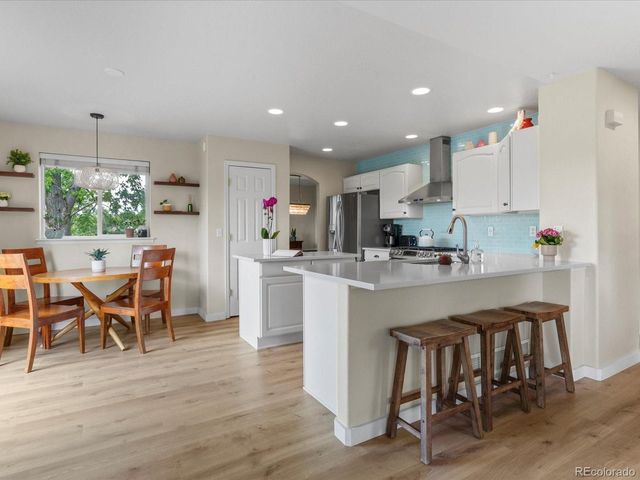 21876 E Berry Pl, Centennial, CO 80015
